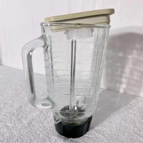 Vintage Blender Glass Replacement Pitcher With  Blades - Picture 5 of 14